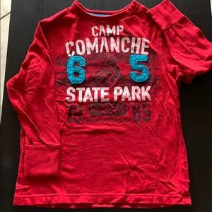 2/$10 Long sleeve t-shirt♥️